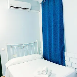 El Castillo Guest house
